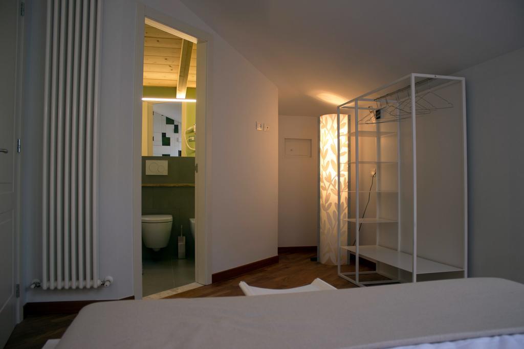 Bed and Breakfast Largo Fileni 7 San Benedetto del Tronto Habitación foto